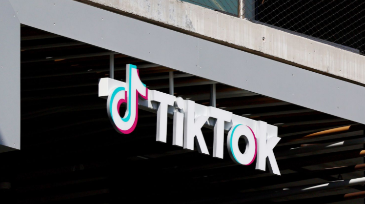 The Impact of TikTok Songs on the Music Industry The Impact of TikTok Songs on the Music Industry