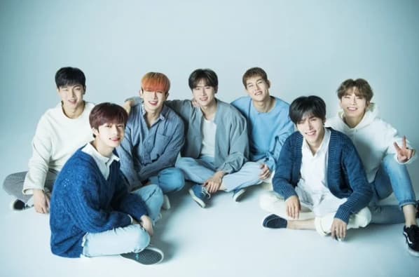 MONSTA X MONSTA X