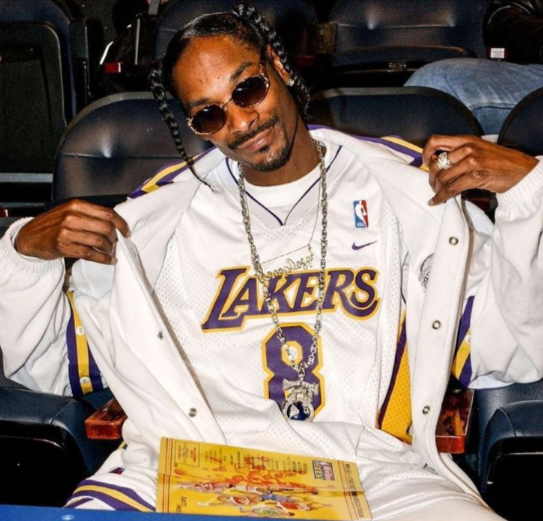 Snoop Dogg’s Tour Vibe Snoop Dogg’s Tour Vibe